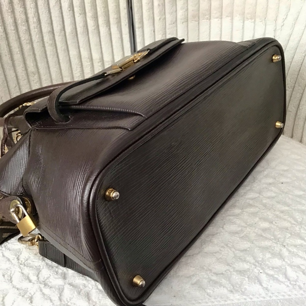 Fendi Bags - Picture 12 of 16